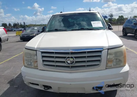 2003 Cadillac Escalade Standard z USA, uszkodzony, nr VIN 1GYEC63T03R265274
